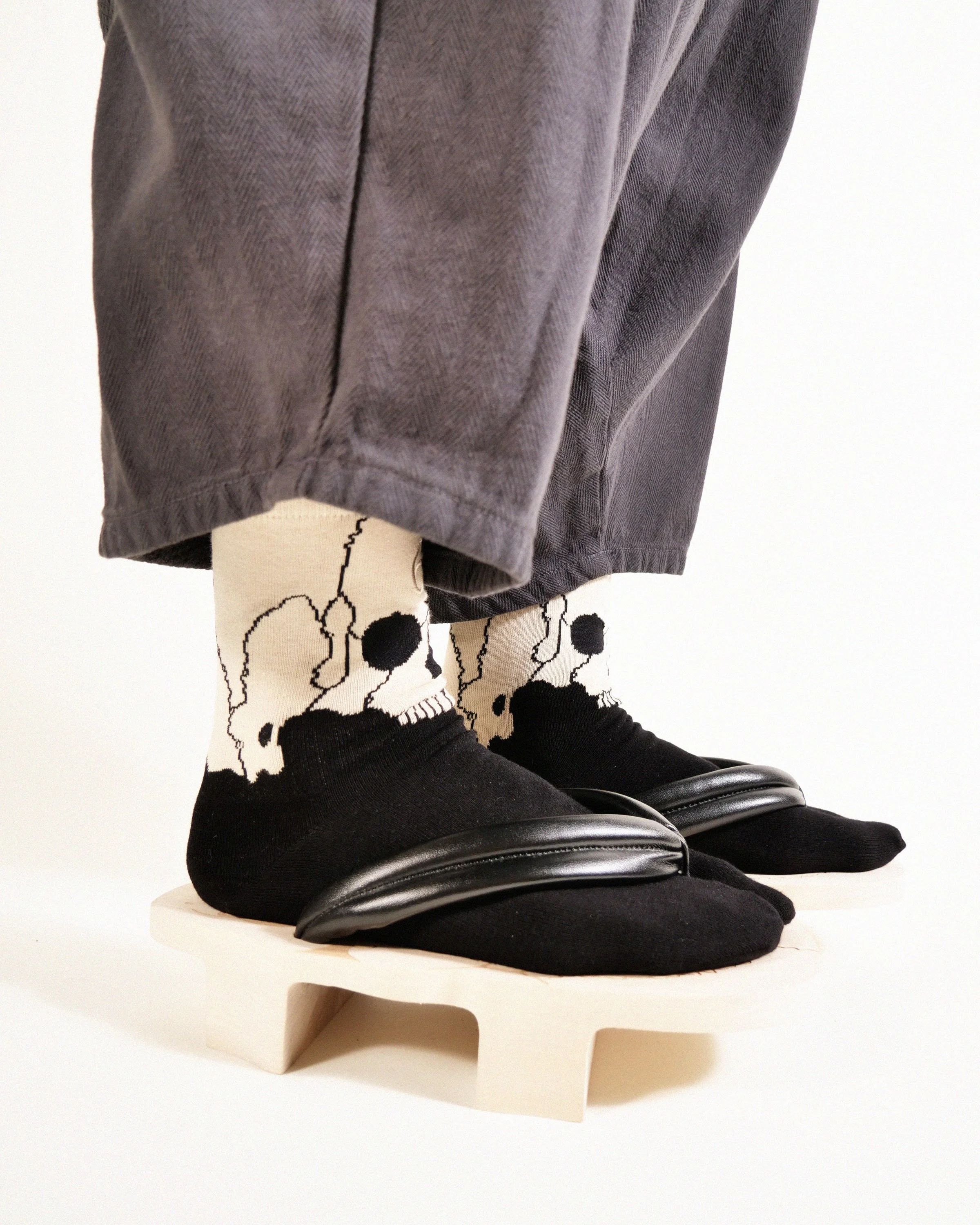 SKULL TABI SOCKS - NATURAL | Prospective Flow | Japanese Fashion